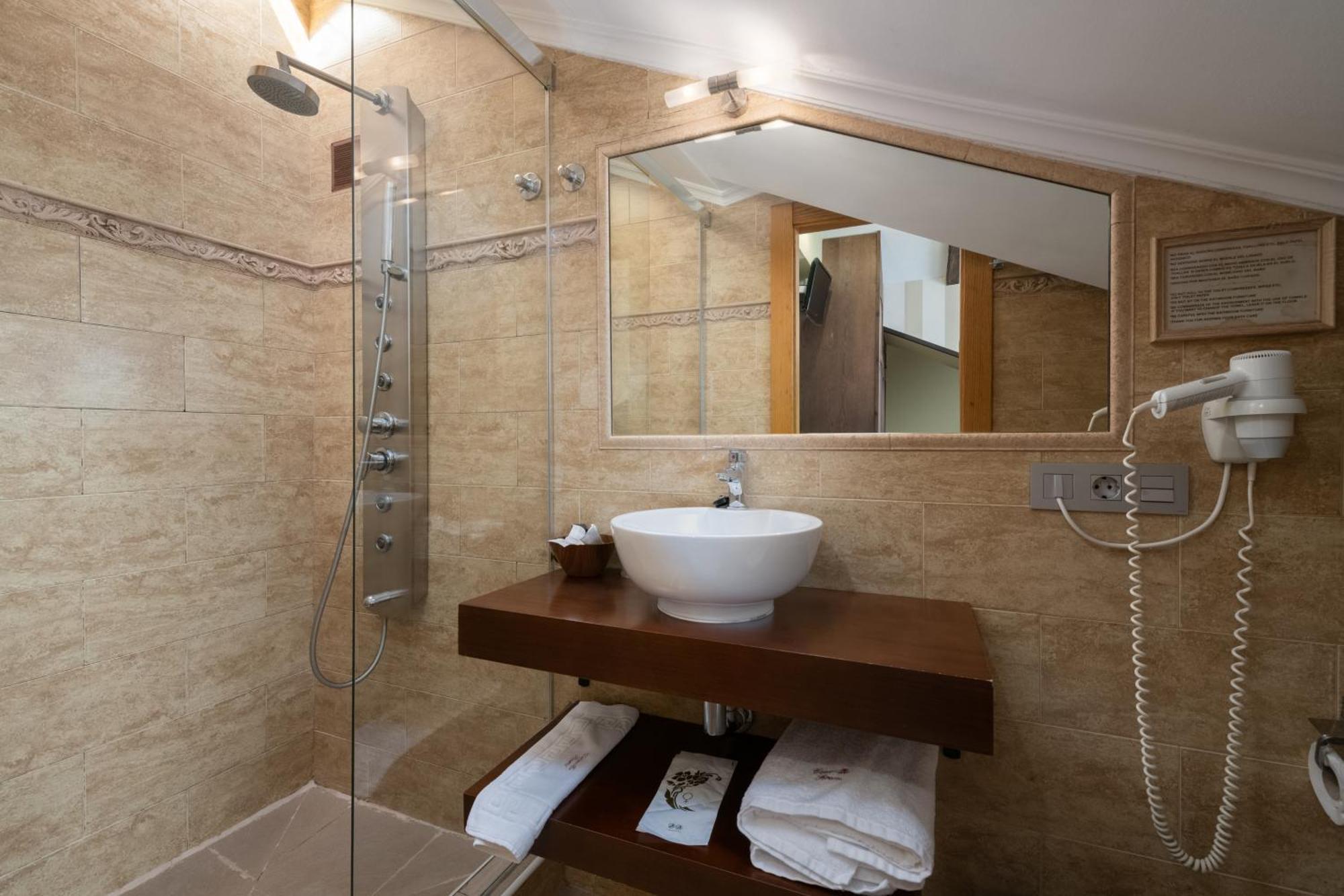 Cimavilla Rooms Gijón Exteriör bild