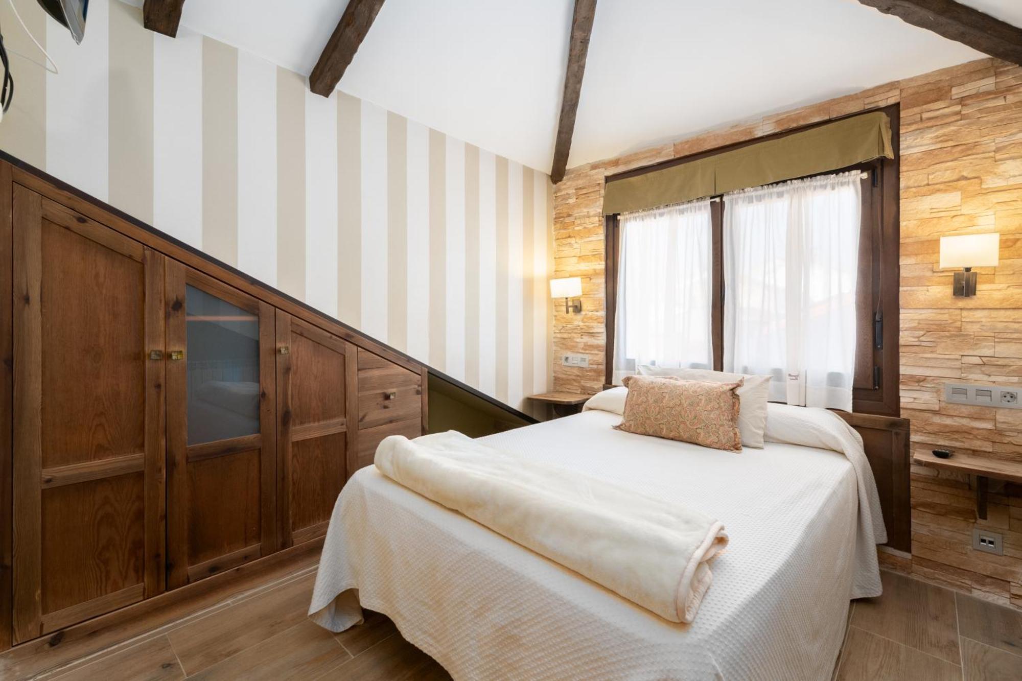 Cimavilla Rooms Gijón Exteriör bild
