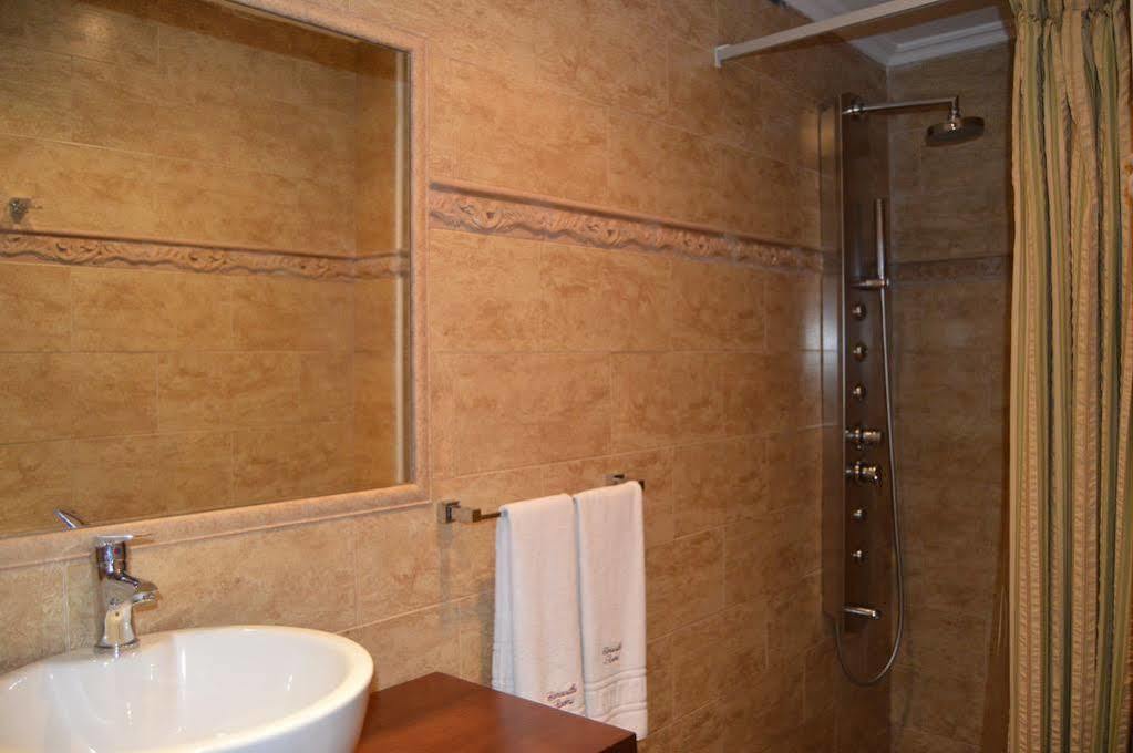 Cimavilla Rooms Gijón Exteriör bild